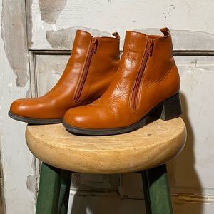AJ Valencia || Burnt Orange Retro Heeled Boots